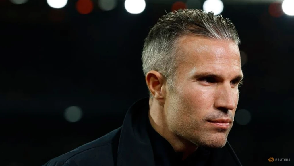 Feyenoord Backs Van Persie Amid Season Slump