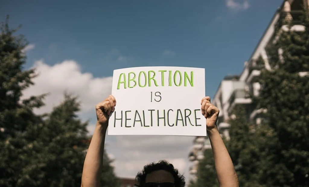 England, Wales End Criminal Prosecution for Women Over Abortion