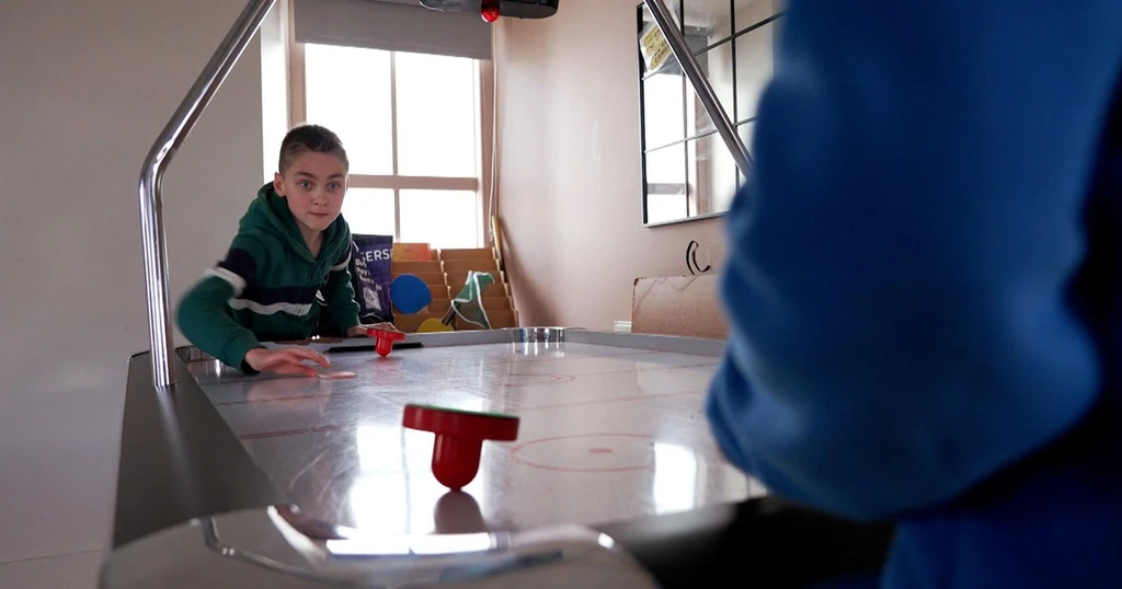 Greystones, Ireland: Community-Led Initiative Successfully Eliminates Smartphones for Children
