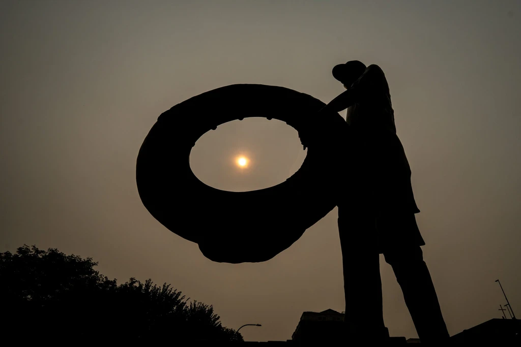 Wildfire Smoke from Canada Threatens US Air Quality: Health Officials Issue Urgent Protection Guidelines