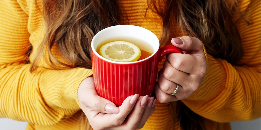 Cold vs. Hot Water: Expert Weighs In on Health Benefits