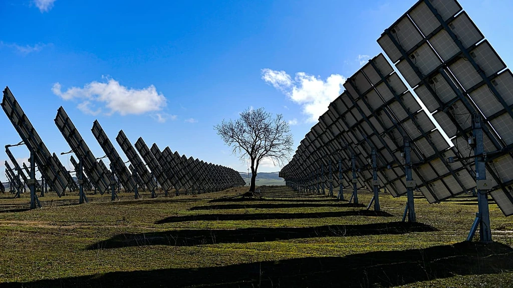 Iran Conflict Threatens EU Green Energy Goals