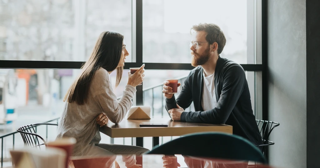 The Warm Introvert: How Social Enjoyment and Energy Drain Coexist