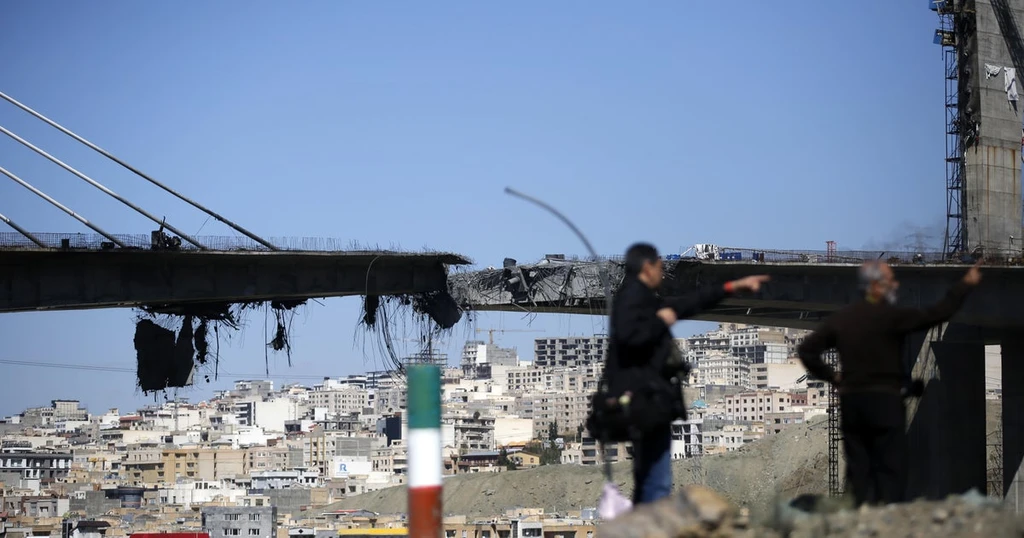 Iran War Intensifies, Attacks Gulf Infrastructure