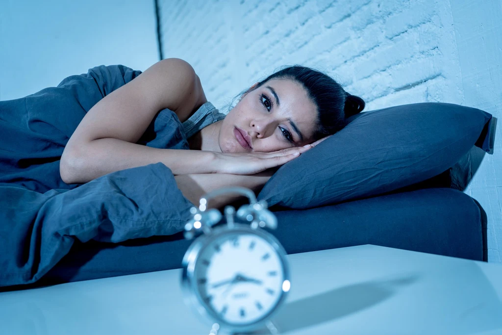 The Sleep Disruption Cycle: Why Your Brain Won’t Clock Out