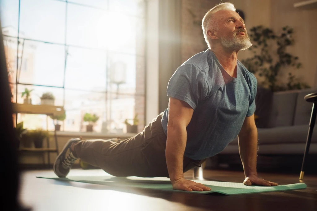 Stay Fit Over 60 Without a Gym: 8 Free and Effective Exercises
