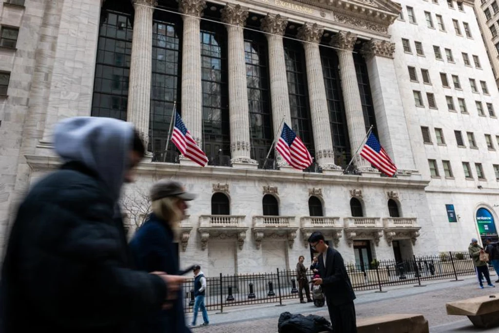Institutions Hesitate on Tokenized Stocks