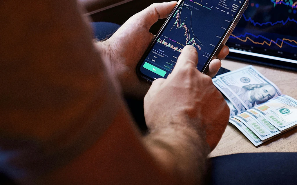 XRP Ledger Activity Surges to 2-Month High as Price Breaks $1.54