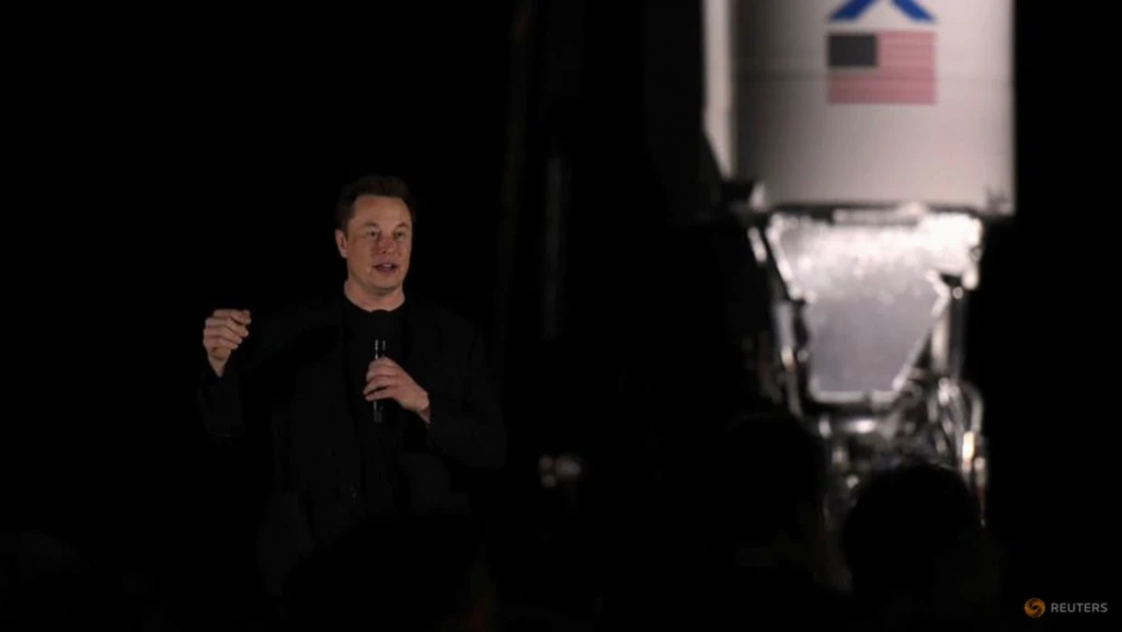 SpaceX Links Elon Musk's Pay to Mars Colony and Space Data Centers