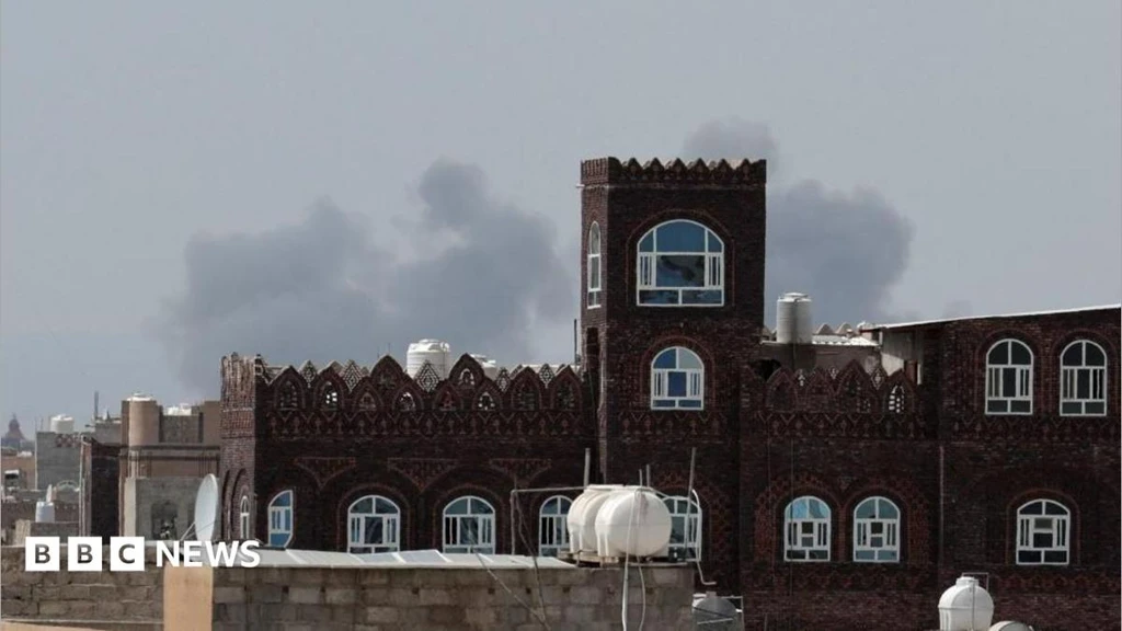 Houthis Launch Missiles at Saudi Airport After Sanaa Strike