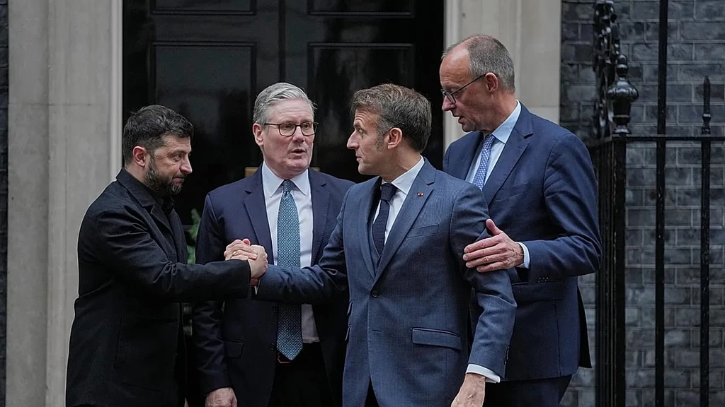 European Leaders Meet Zelenskyy in London Amid Russian Setbacks